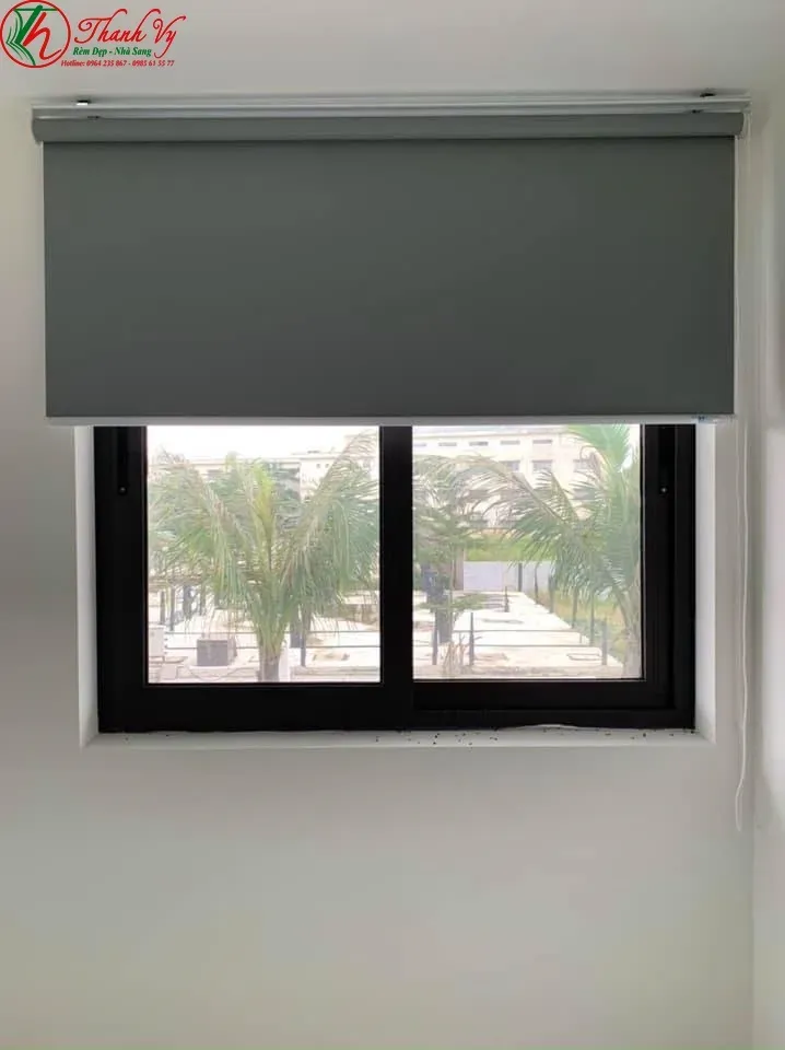 Rèm Cuốn Màu Xám Đậm Rèm cuốn màu xám đậm rem cuon mau xam dam 1