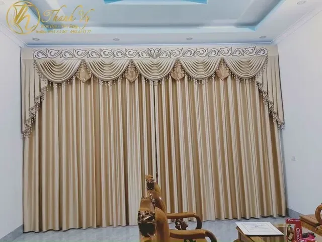 Rèm nữ hoàng màu vàng kem Rèm nữ hoàng màu vàng kem rem nu hoang mau vang kem