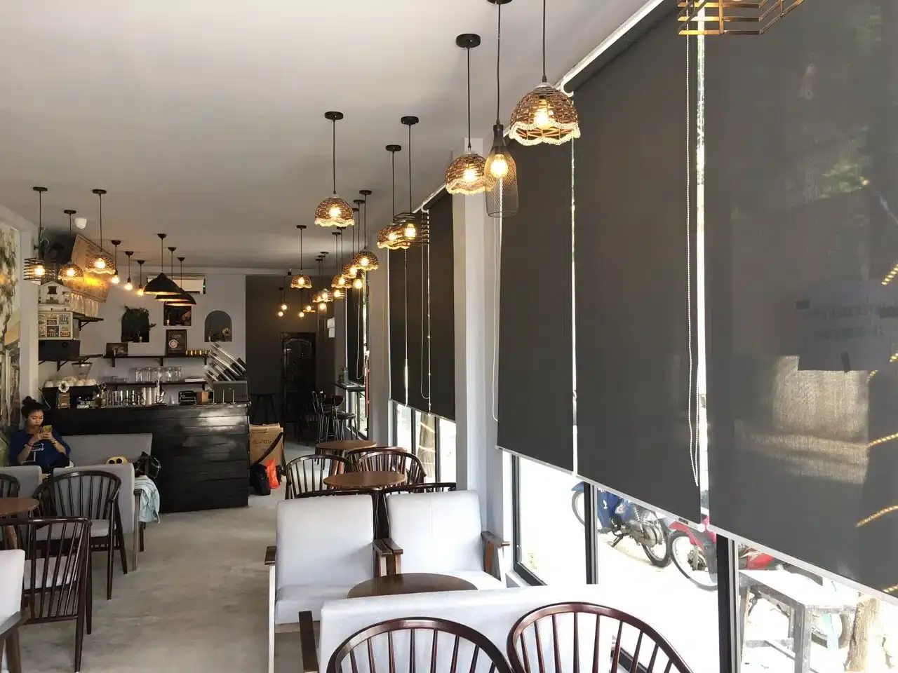 Top rèm cửa cho quán cafe, nhà hàng đảm bảo hút khách